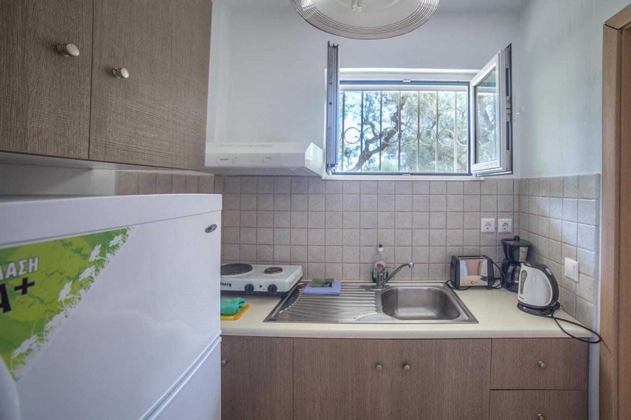Eleni Studios Tsilivi  Buitenkant foto